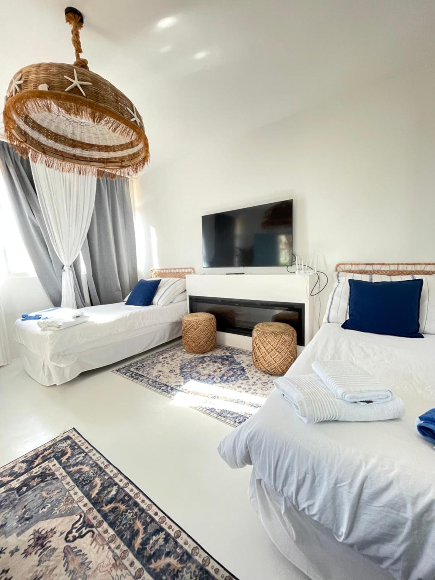 Beach Front Apartment Gibraltar Exterior photo