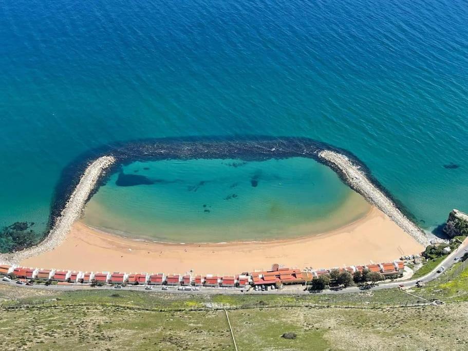Beach Front Apartment Gibraltar Exterior photo